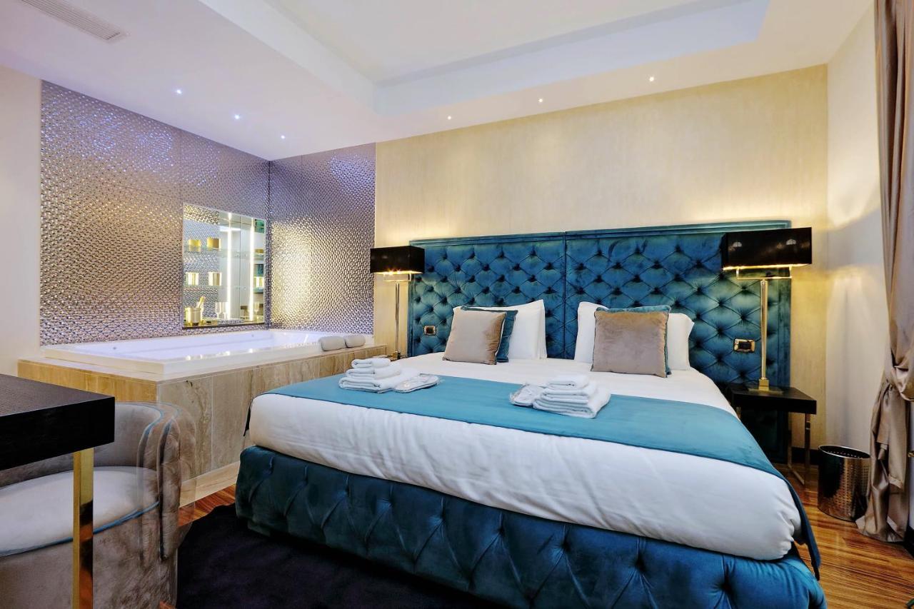 Trevi Diamond Luxury Suites & Jacuzzi Řím Exteriér fotografie