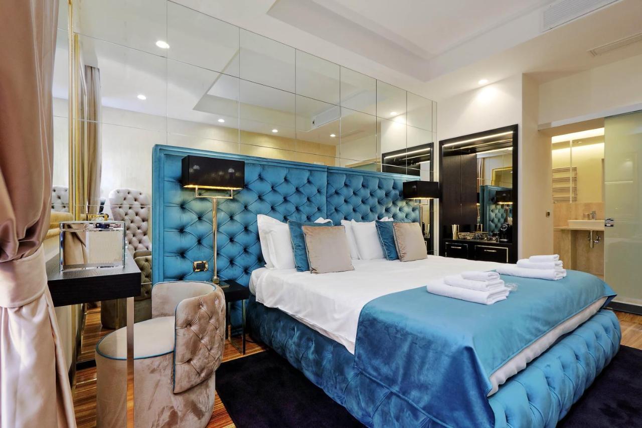 Trevi Diamond Luxury Suites & Jacuzzi Řím Exteriér fotografie